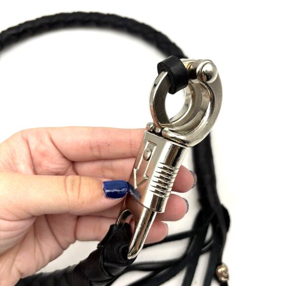 NEW Dream Apparel Black Braided Leather Silver Skull Tassel Get Back Whip 42" - Picture 5 of 11